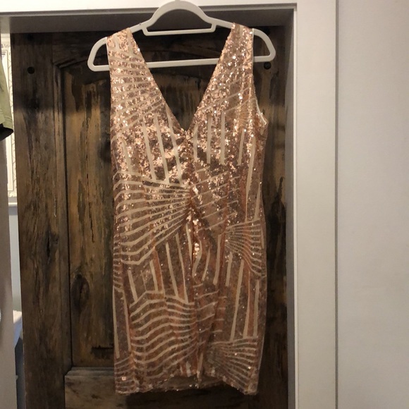 Rose and gold sequin dress - new with tags, size XL - Picture 2 of 3